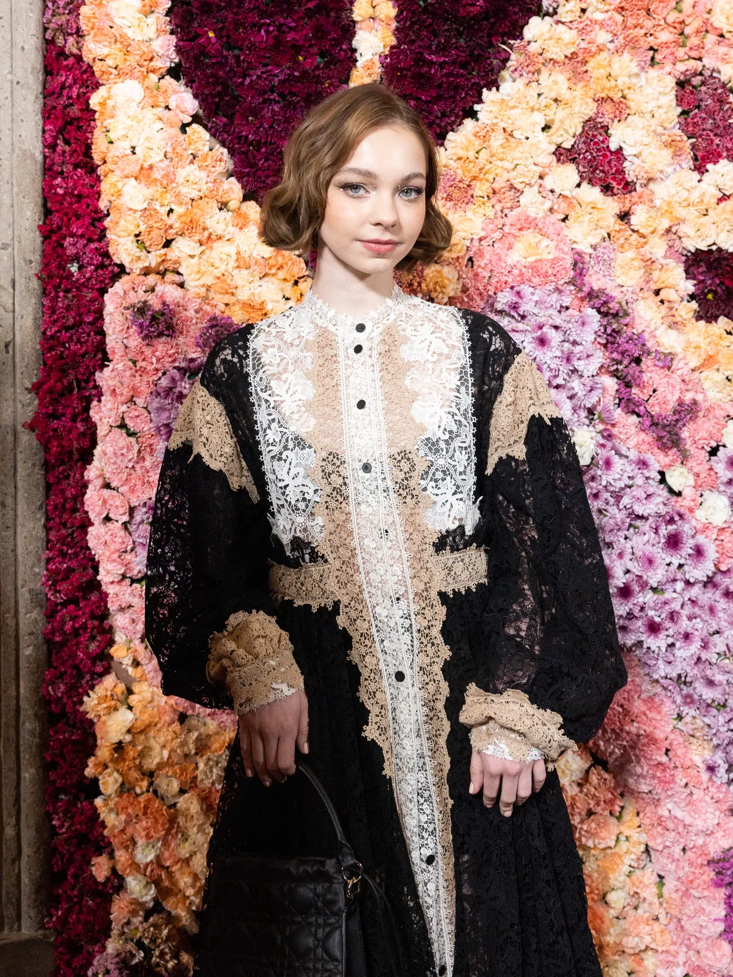 Guest at the flower wall