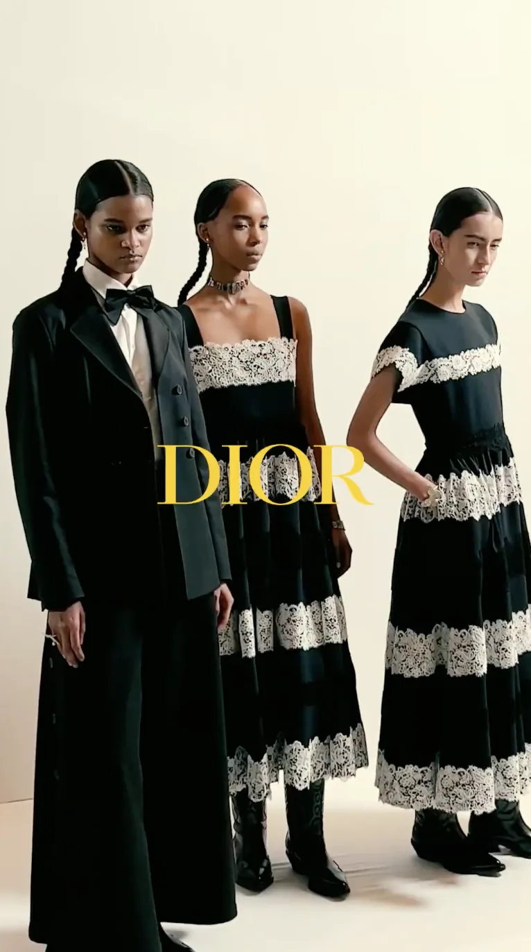 Dior models