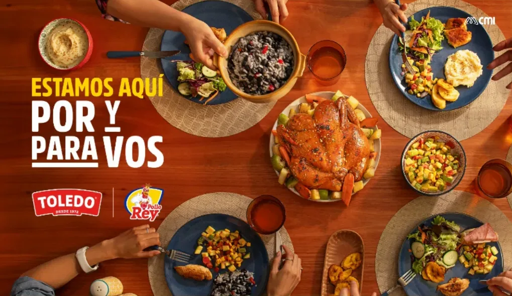 Estamos aquí por y para vos — dinner spread