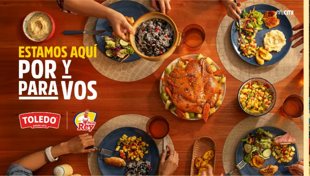Estamos aquí por y para vos — dinner spread